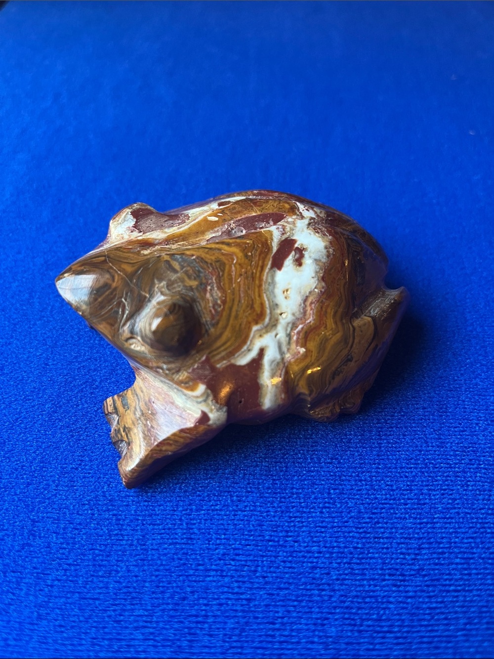 Banded Onyx Carved Frog Animal